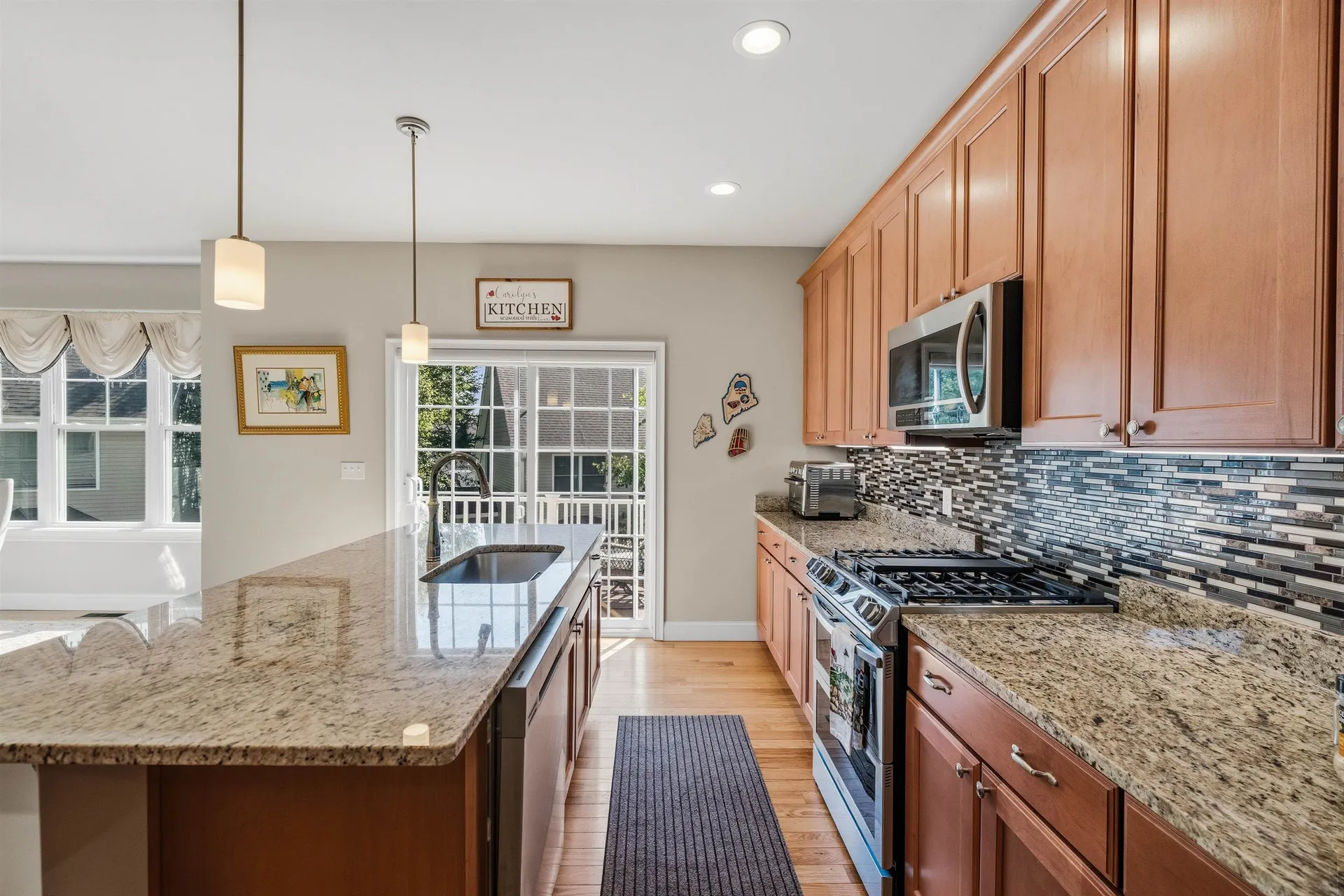 11 Manor Drive Hooksett NH 03106