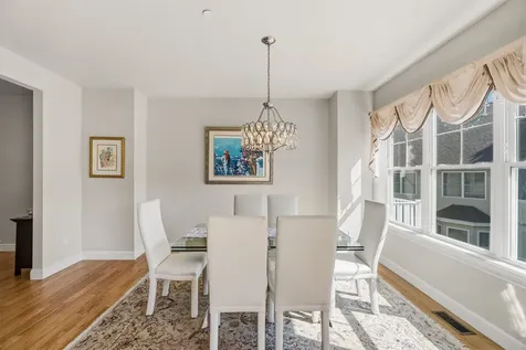 11 Manor Drive Hooksett NH 03106