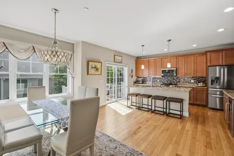 11 Manor Drive Hooksett NH 03106