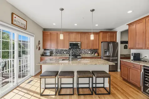 11 Manor Drive Hooksett NH 03106
