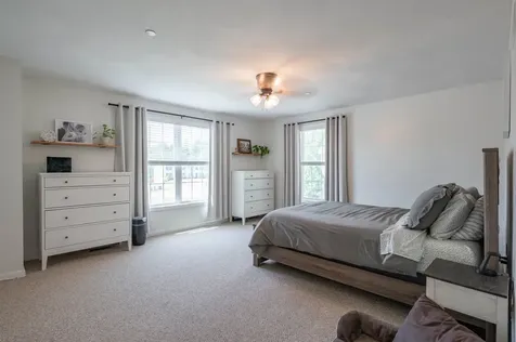 14 Kettle Lane New Boston NH 03070