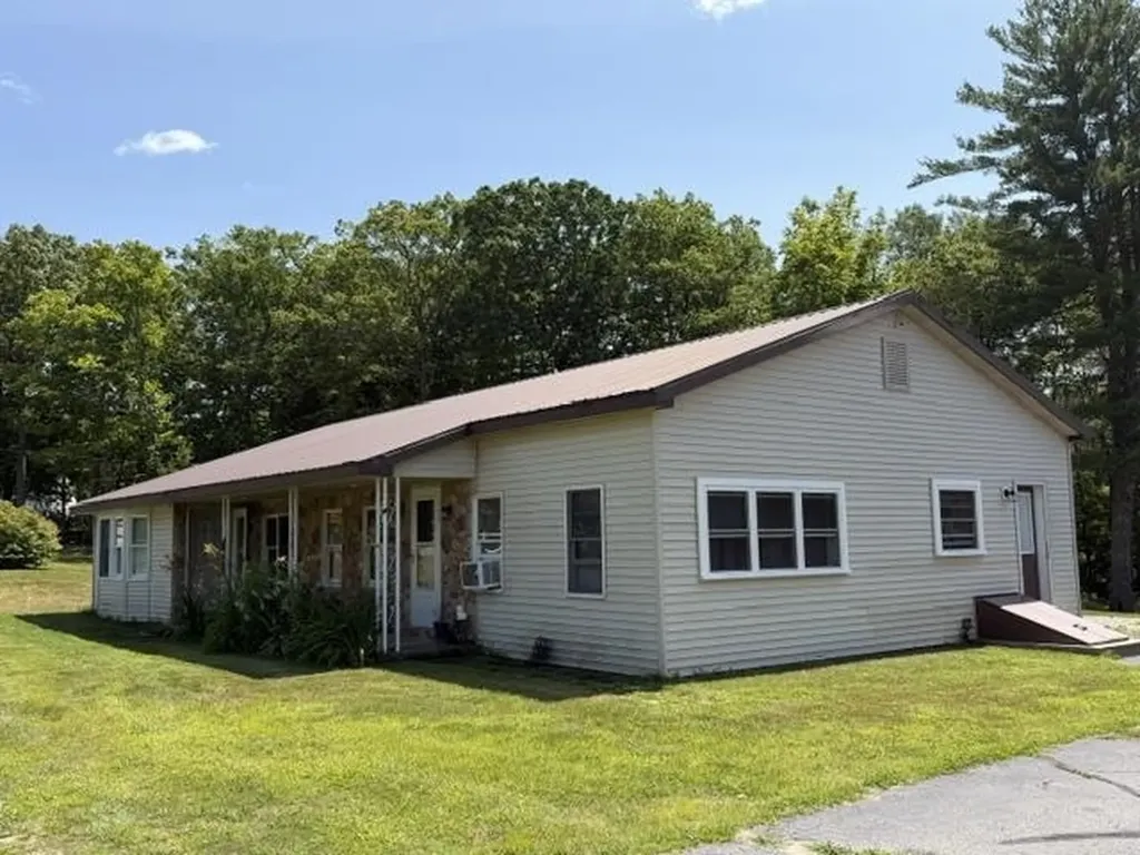 1324 Lovell Lake Road Wakefield NH 03872