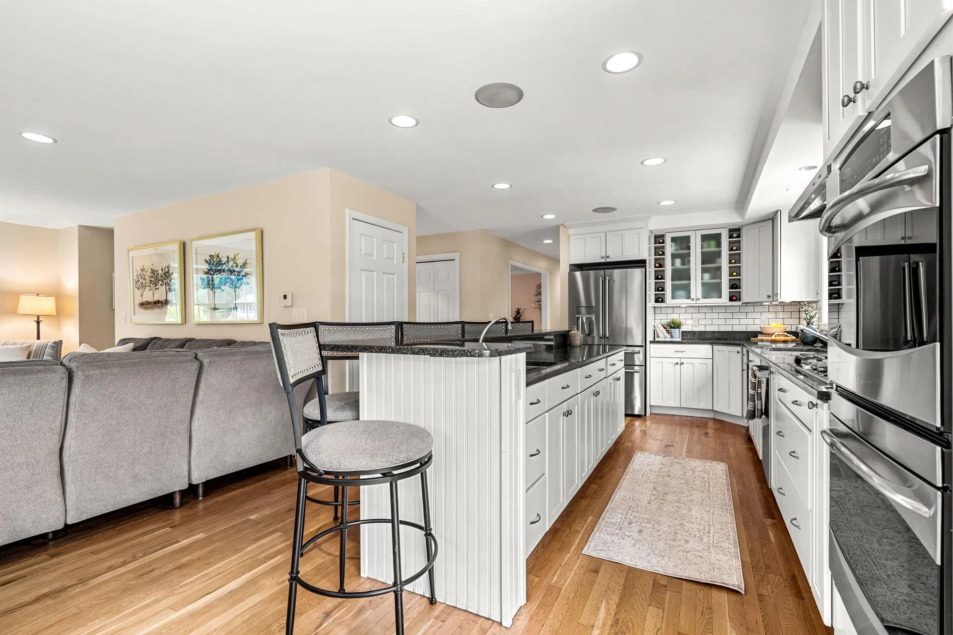 8 Leni Road Windham NH 03087