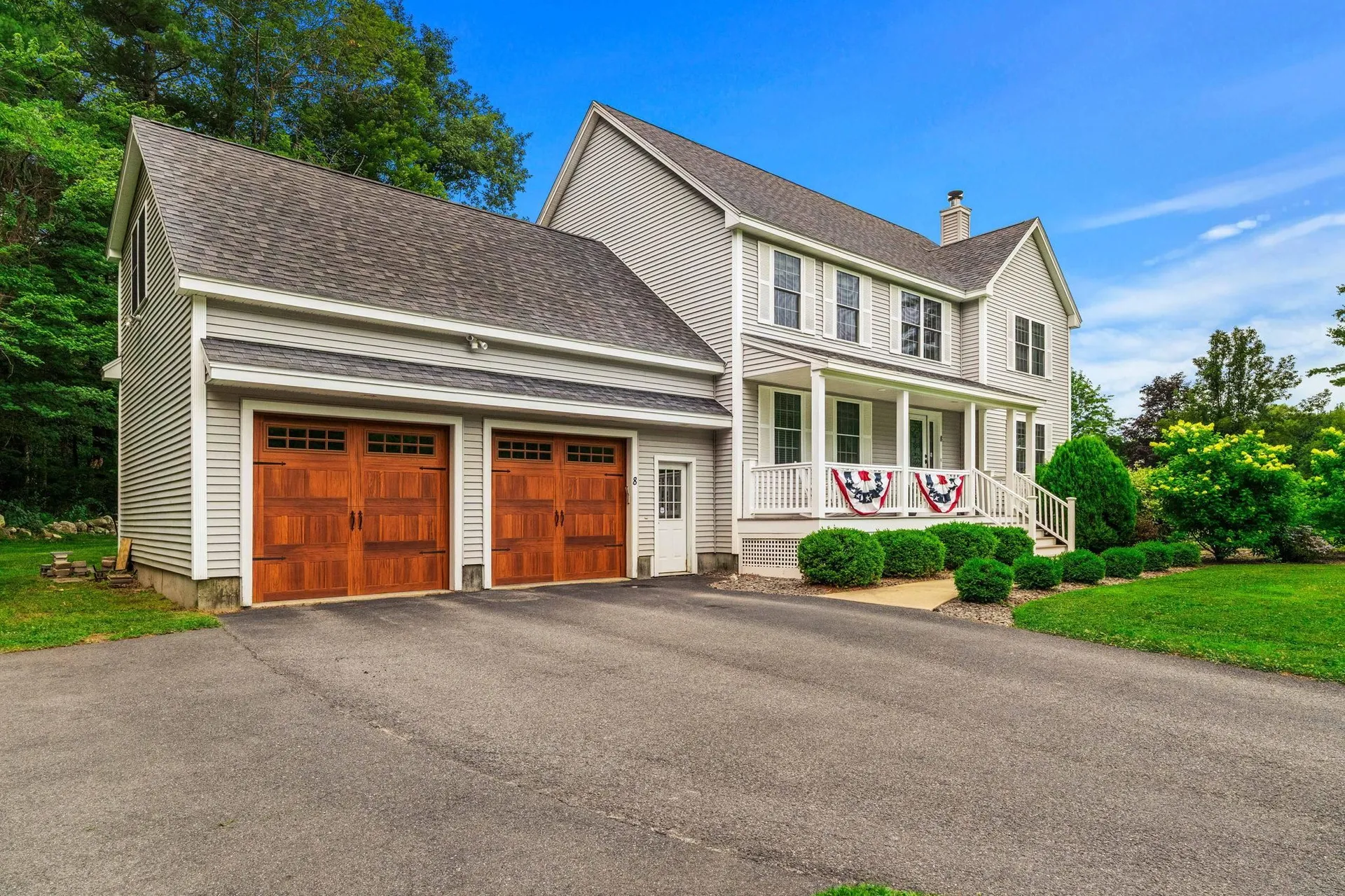 8 Leni Road Windham NH 03087