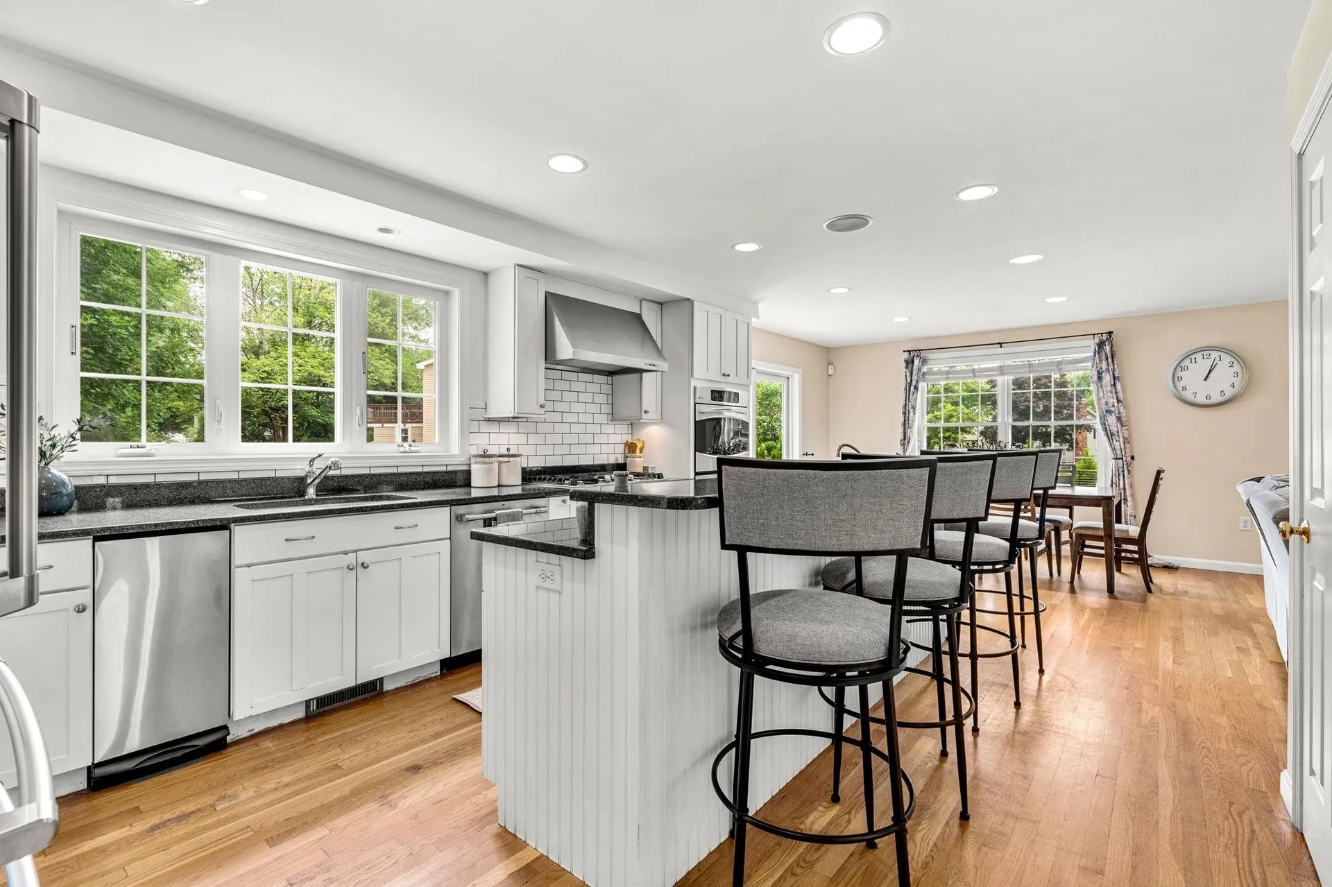 8 Leni Road Windham NH 03087