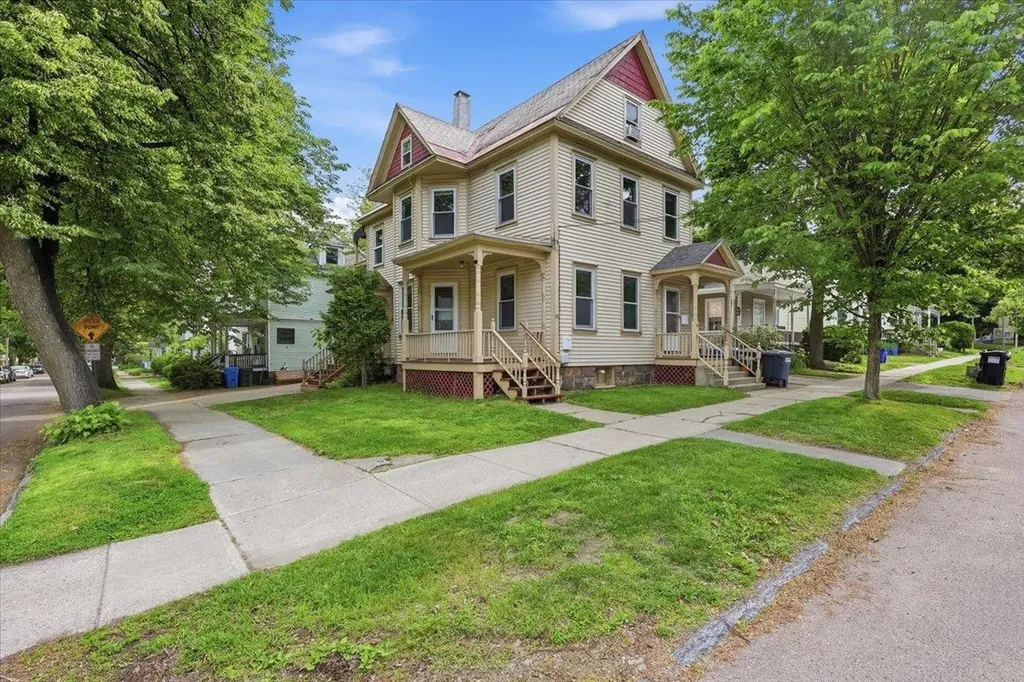 78-80 Loomis Street Burlington VT 05401