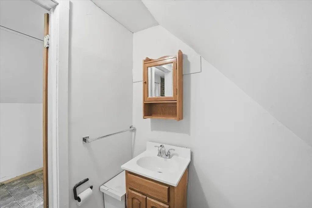 78-80 Loomis Street Burlington VT 05401