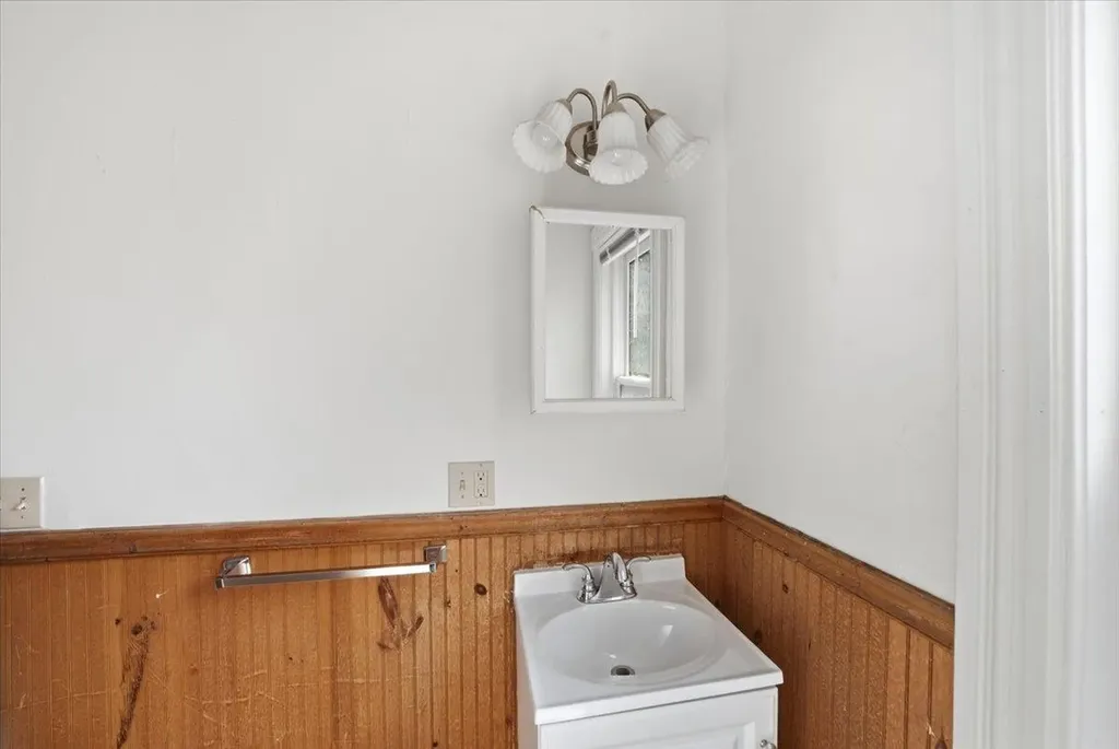 78-80 Loomis Street Burlington VT 05401