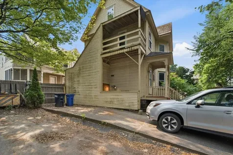 78-80 Loomis Street Burlington VT 05401