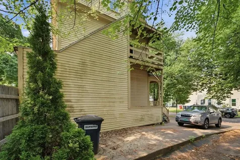 78-80 Loomis Street Burlington VT 05401