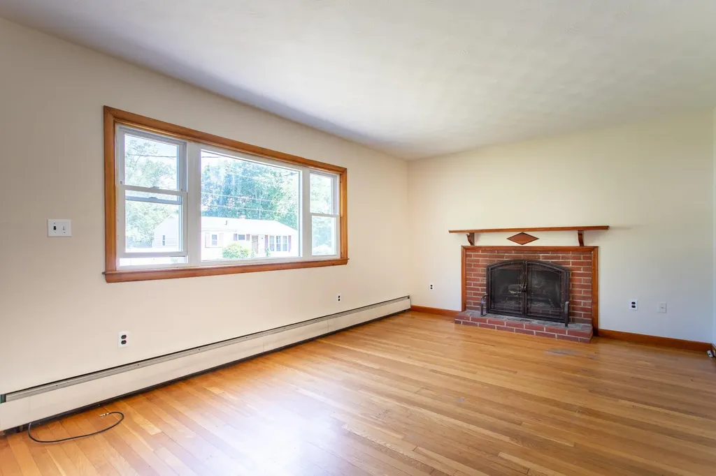 16 Tuck Road Hampton NH 03842