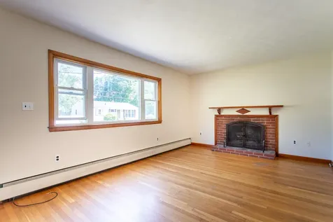 16 Tuck Road Hampton NH 03842