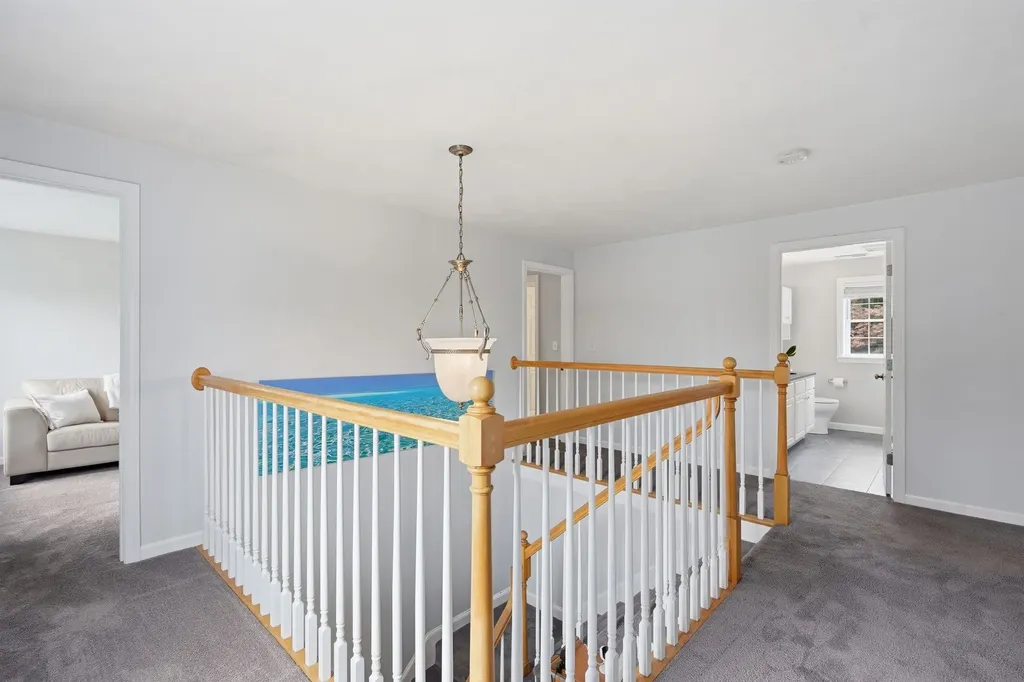 14 Sweet William Circle Nashua NH 03062