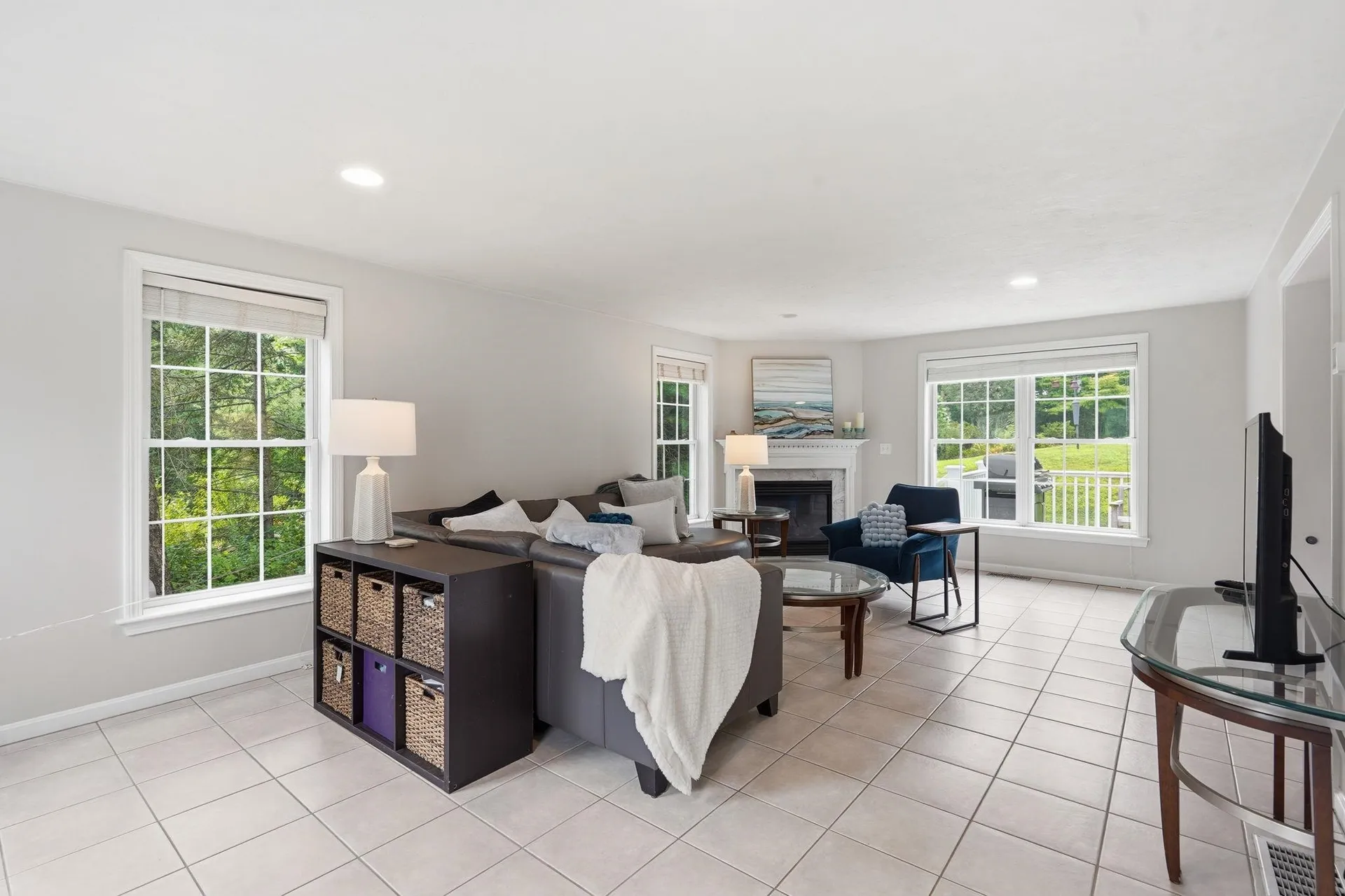 14 Sweet William Circle Nashua NH 03062