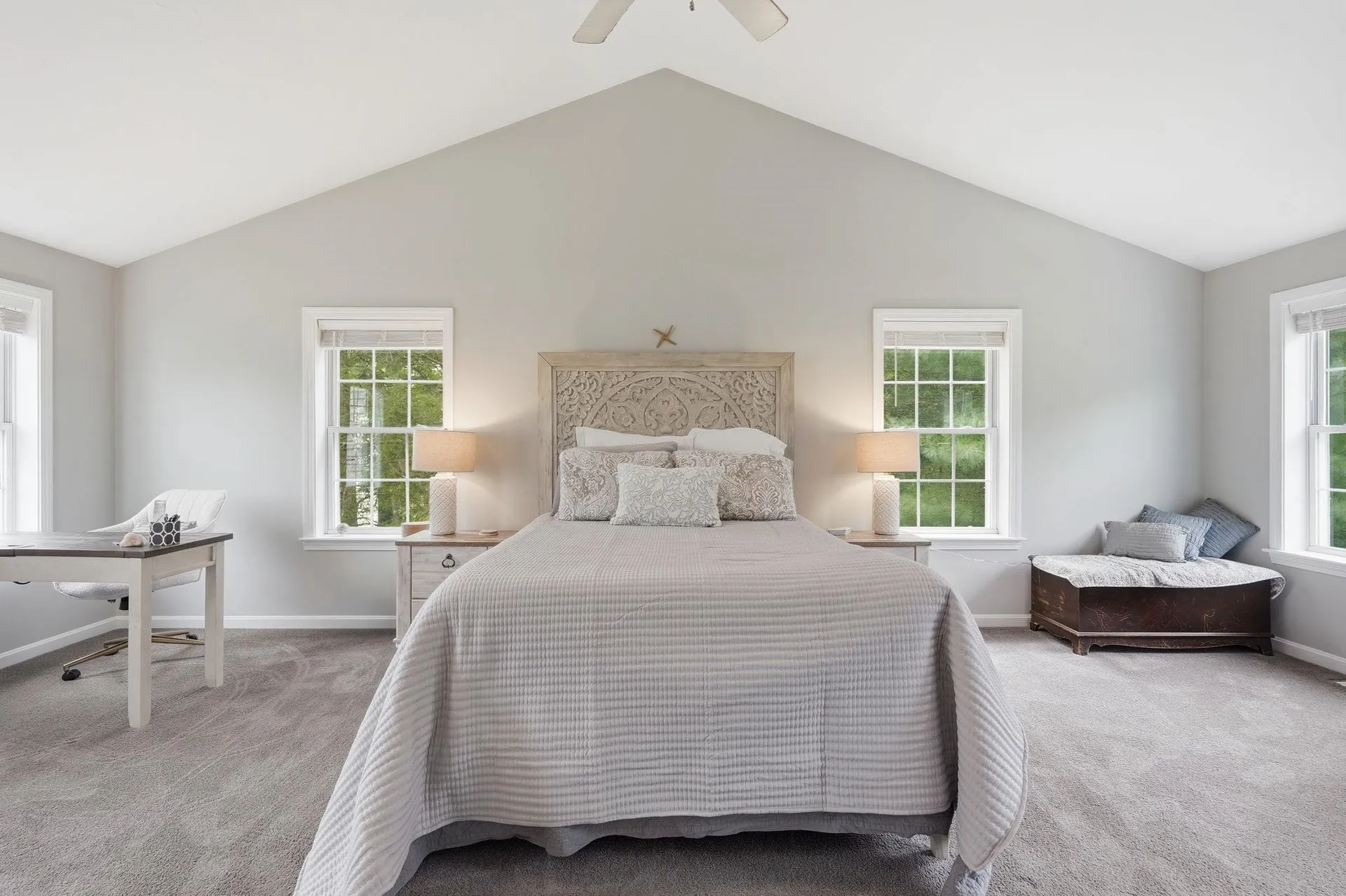 14 Sweet William Circle Nashua NH 03062