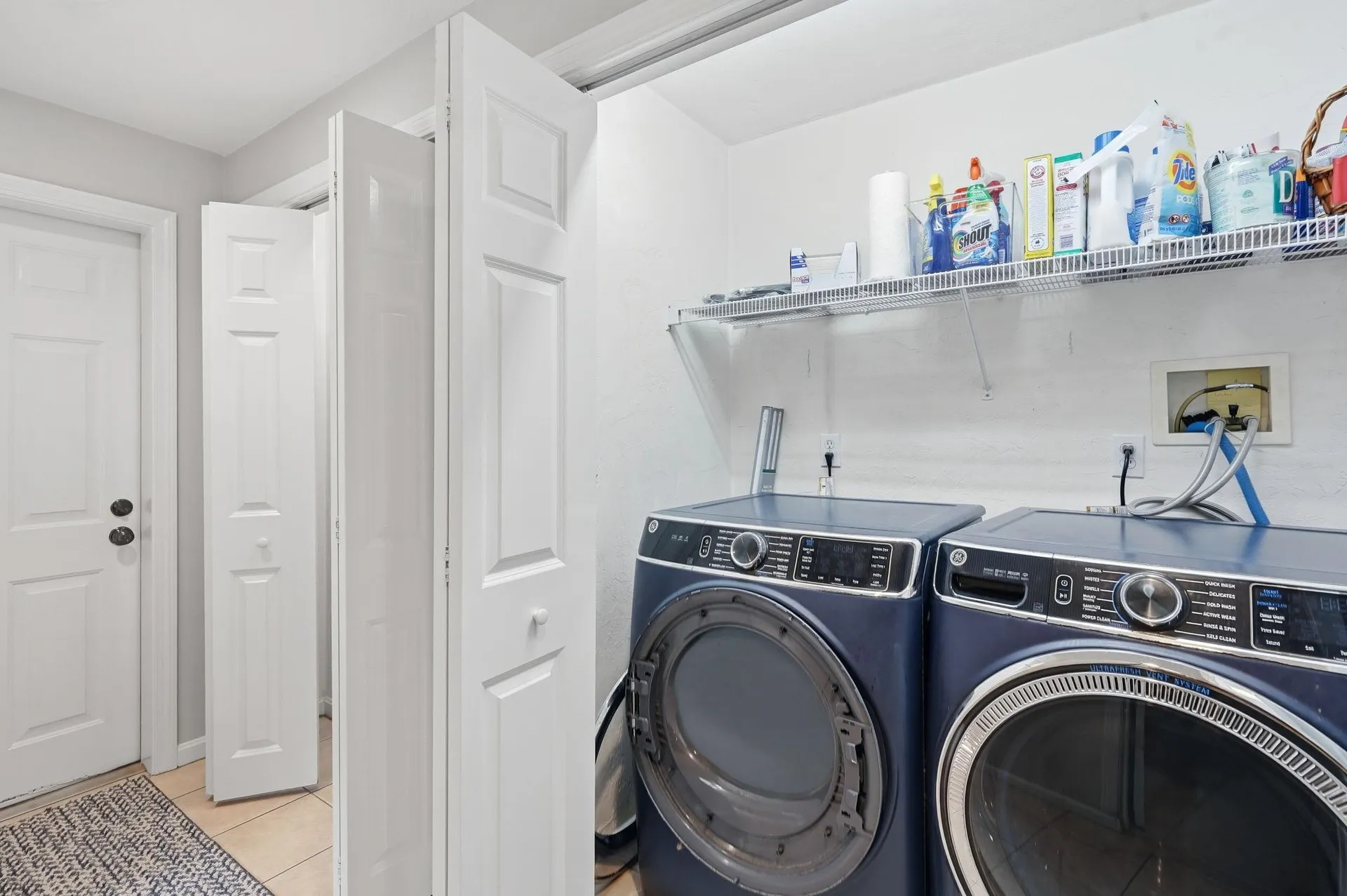 14 Sweet William Circle Nashua NH 03062