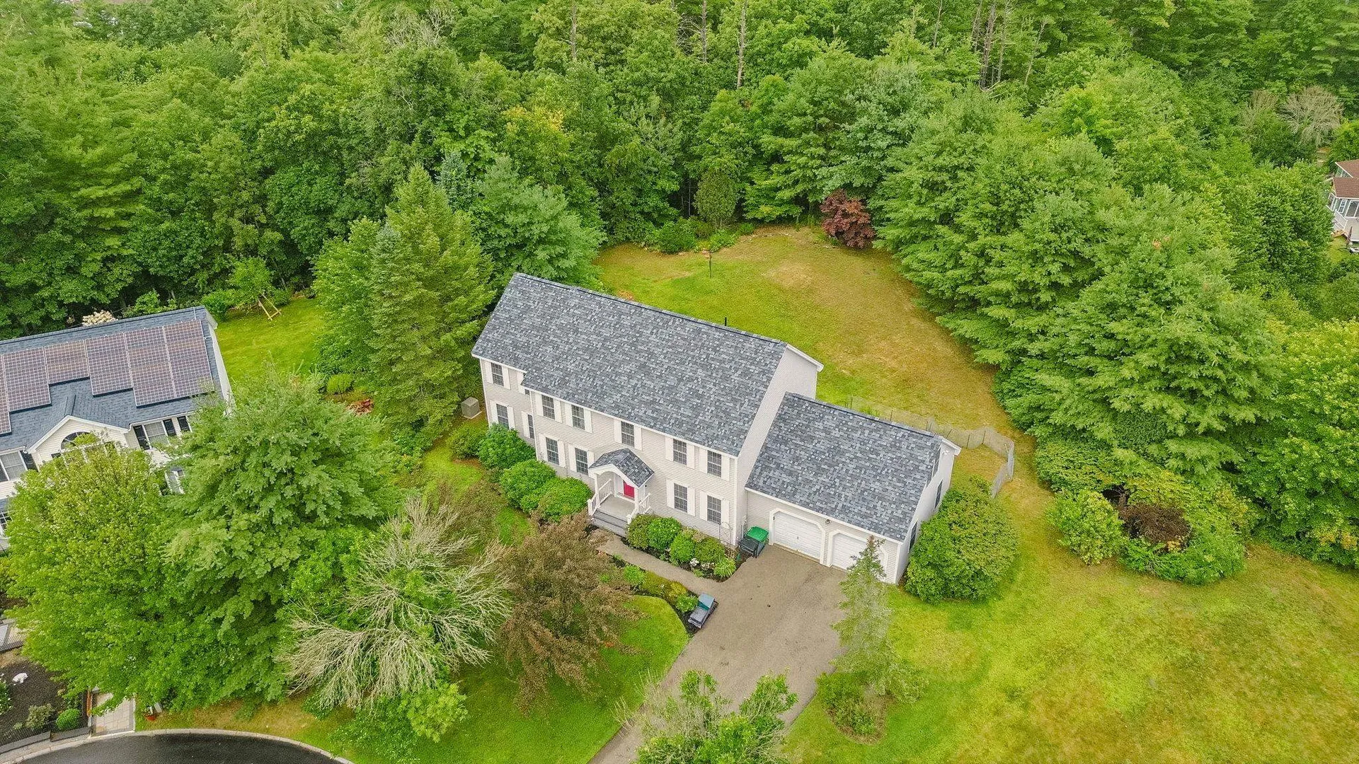 14 Sweet William Circle Nashua NH 03062