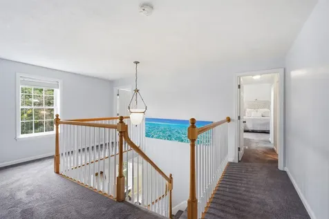14 Sweet William Circle Nashua NH 03062