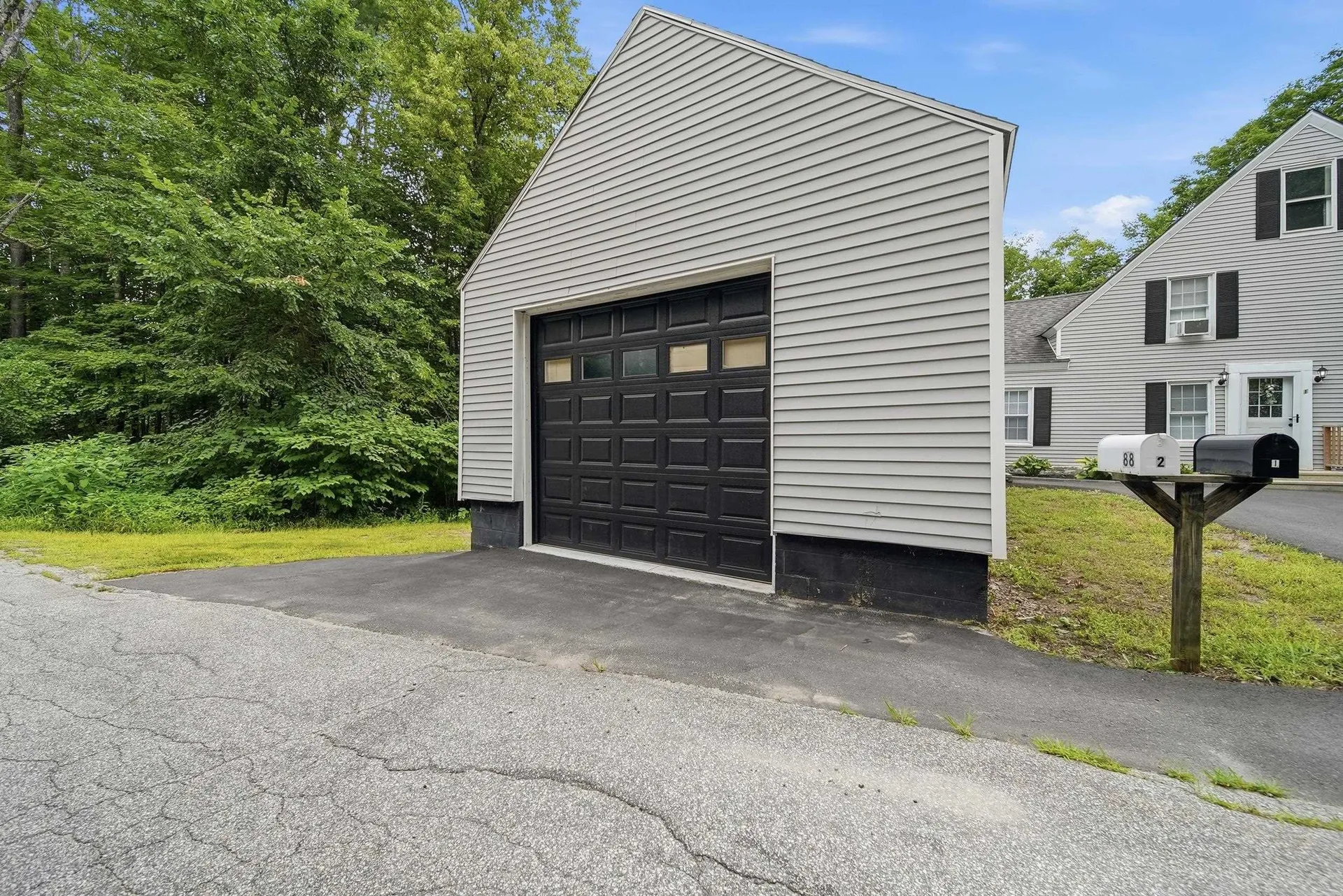 88 Chuck Street Weare NH 03281
