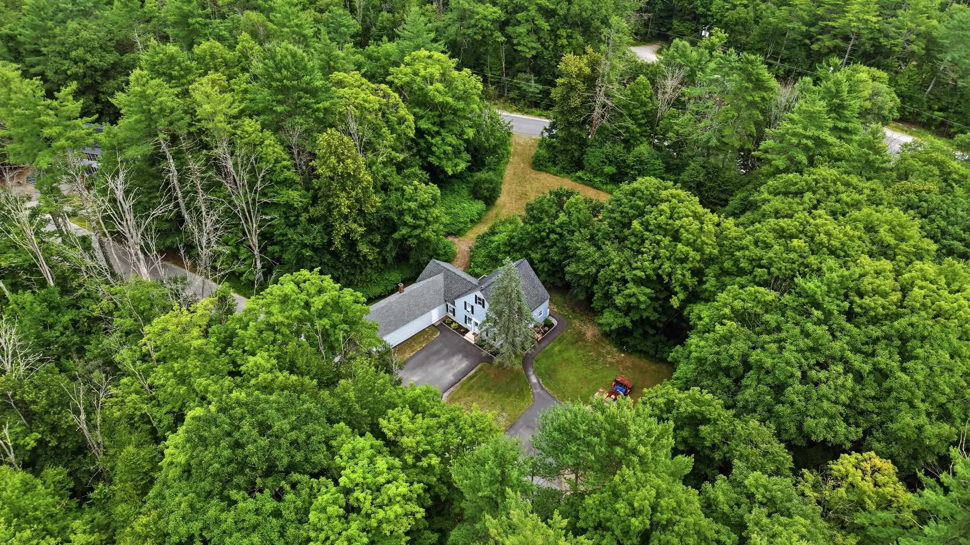 88 Chuck Street Weare NH 03281