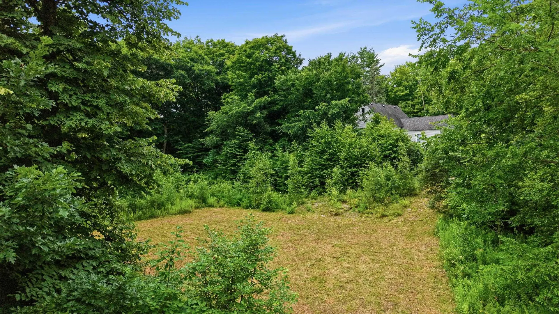 88 Chuck Street Weare NH 03281