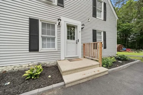 88 Chuck Street Weare NH 03281
