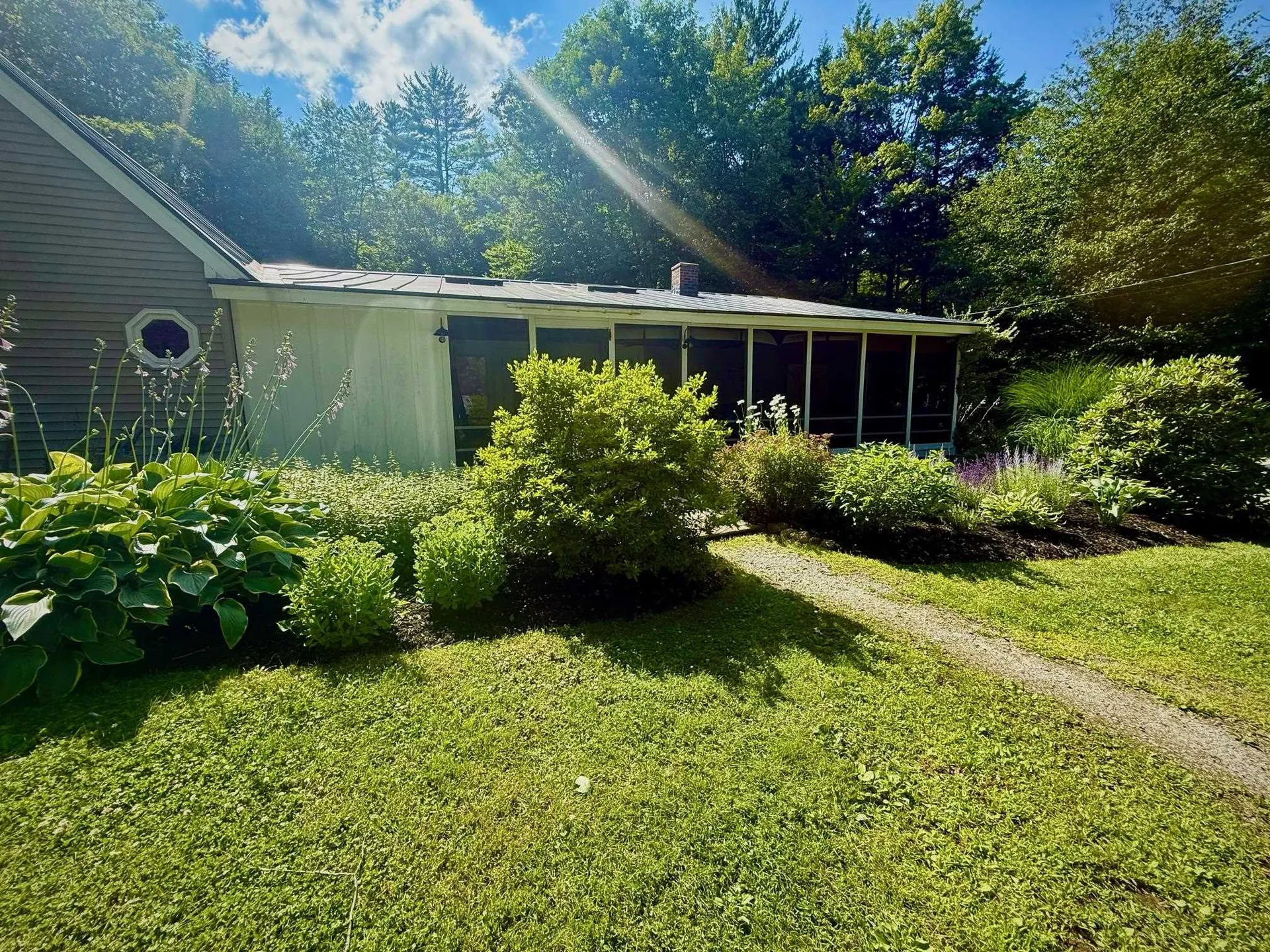 82 Fairgrounds Road Bradford NH 03221