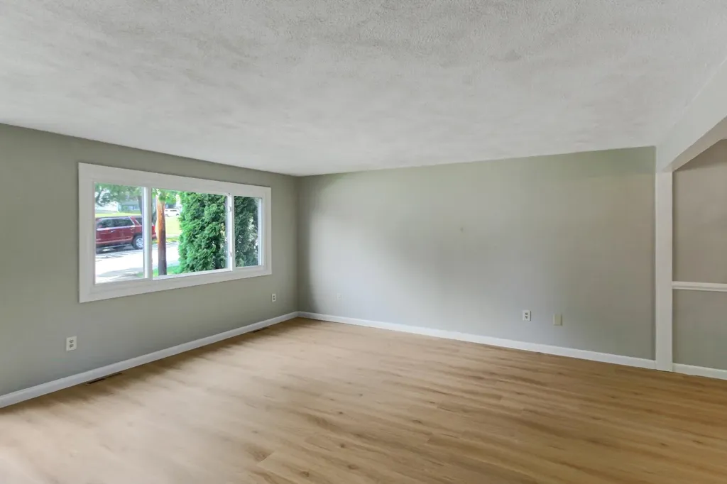 9 Judith Drive Nashua NH 03062