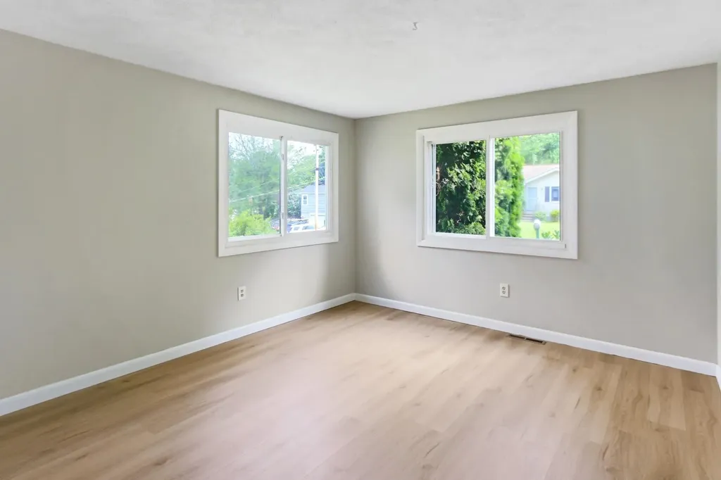 9 Judith Drive Nashua NH 03062