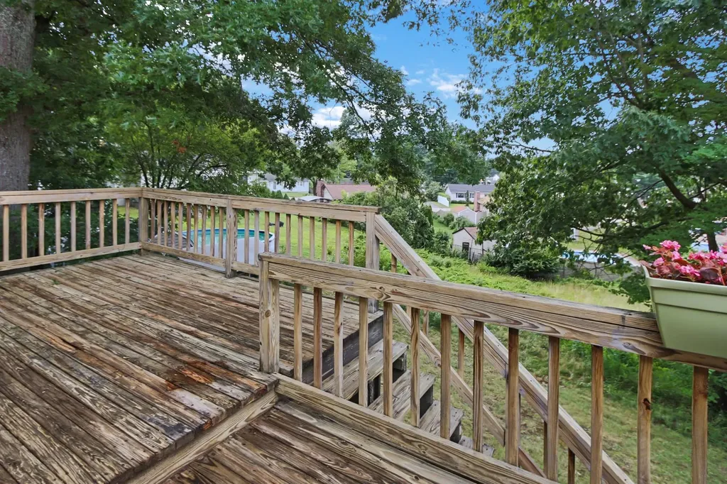 9 Judith Drive Nashua NH 03062