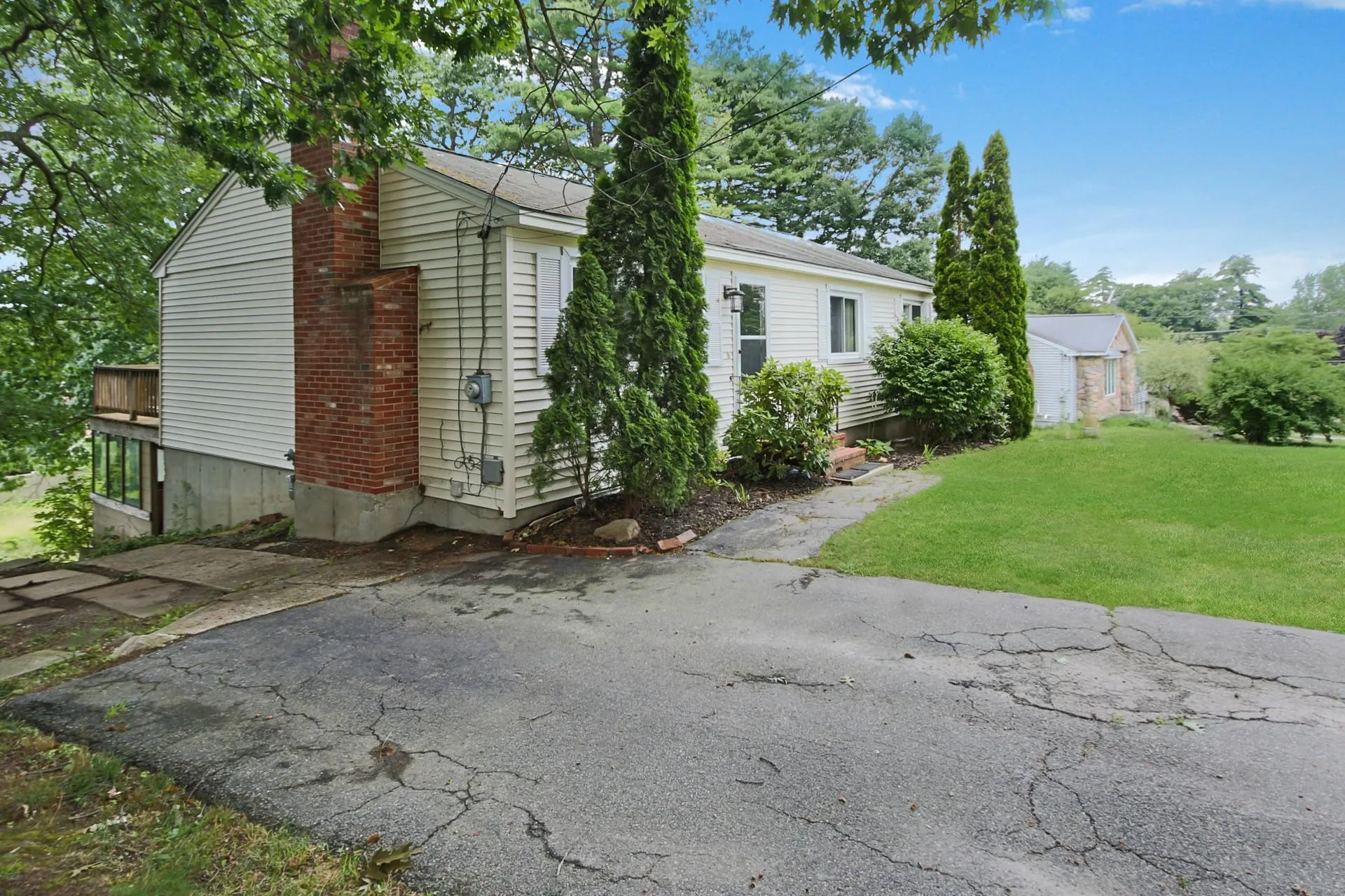 9 Judith Drive Nashua NH 03062