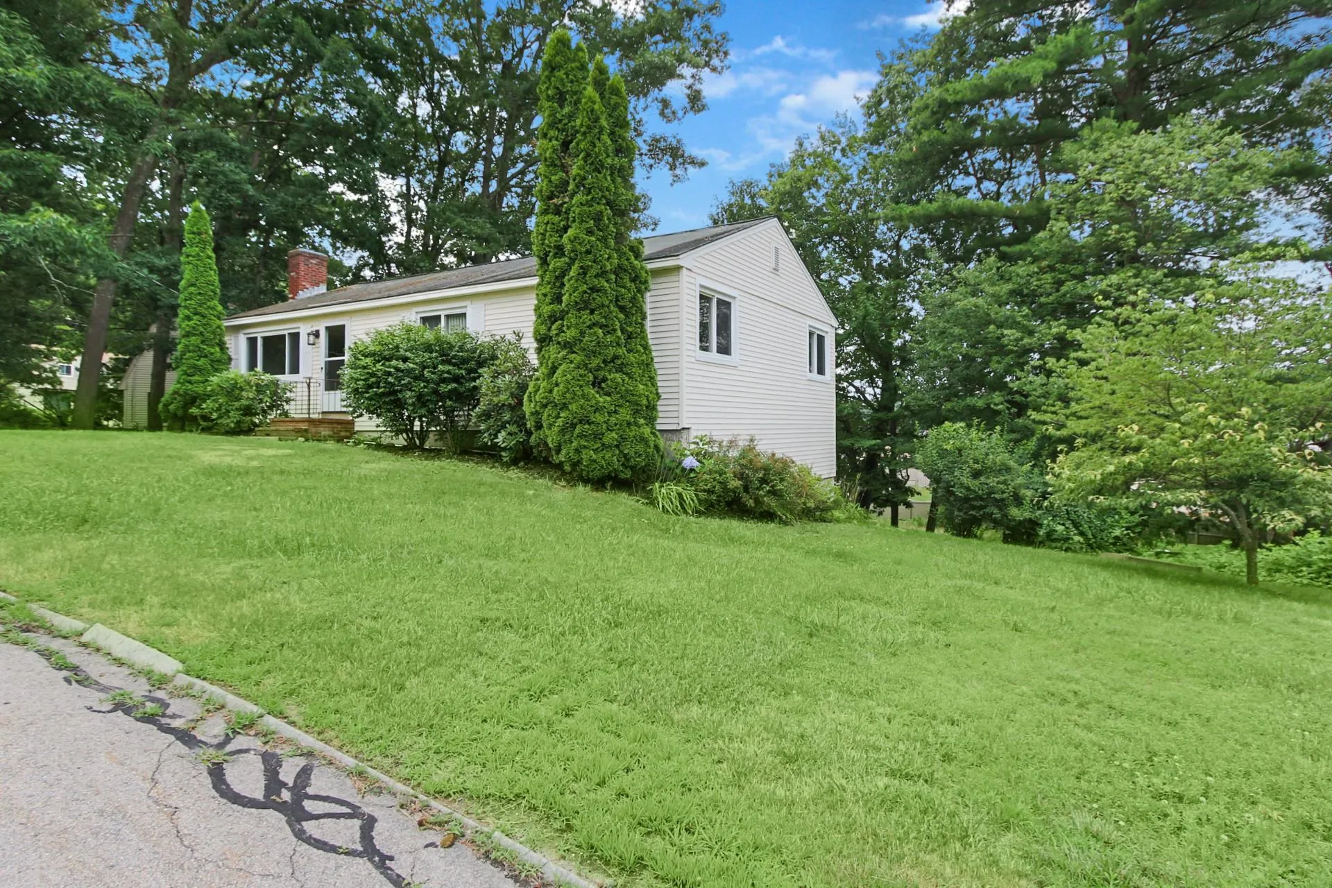 9 Judith Drive Nashua NH 03062