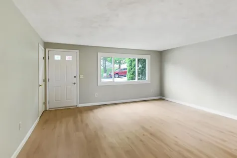 9 Judith Drive Nashua NH 03062