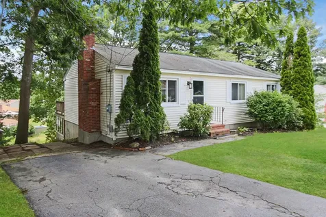 9 Judith Drive Nashua NH 03062