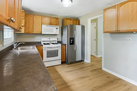 9 Judith Drive Nashua NH 03062