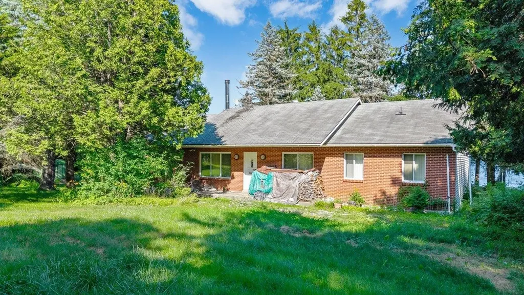 478 Jordan Point Isle La Motte VT 05463