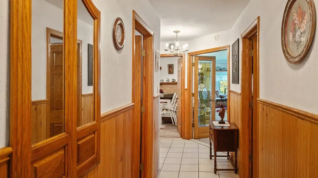 478 Jordan Point Isle La Motte VT 05463
