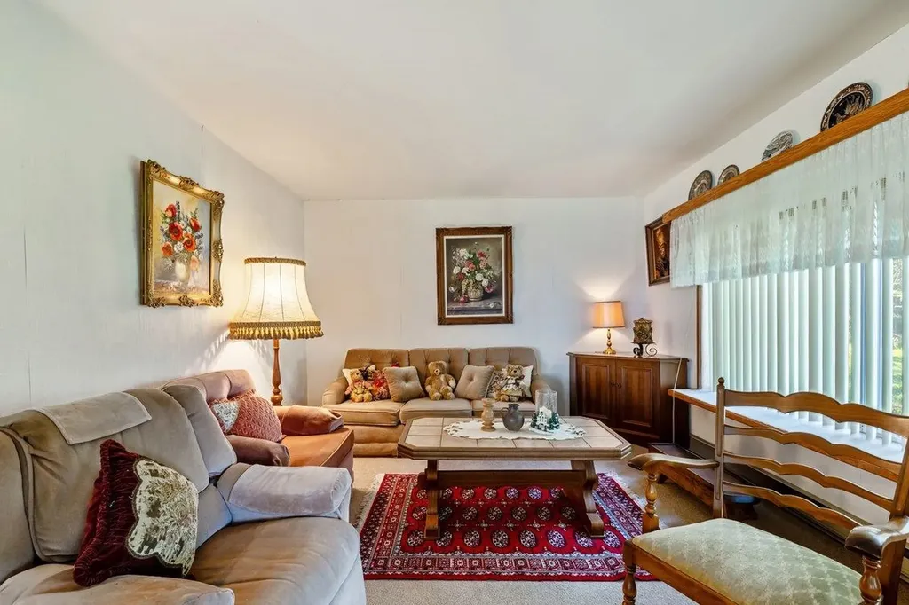 478 Jordan Point Isle La Motte VT 05463