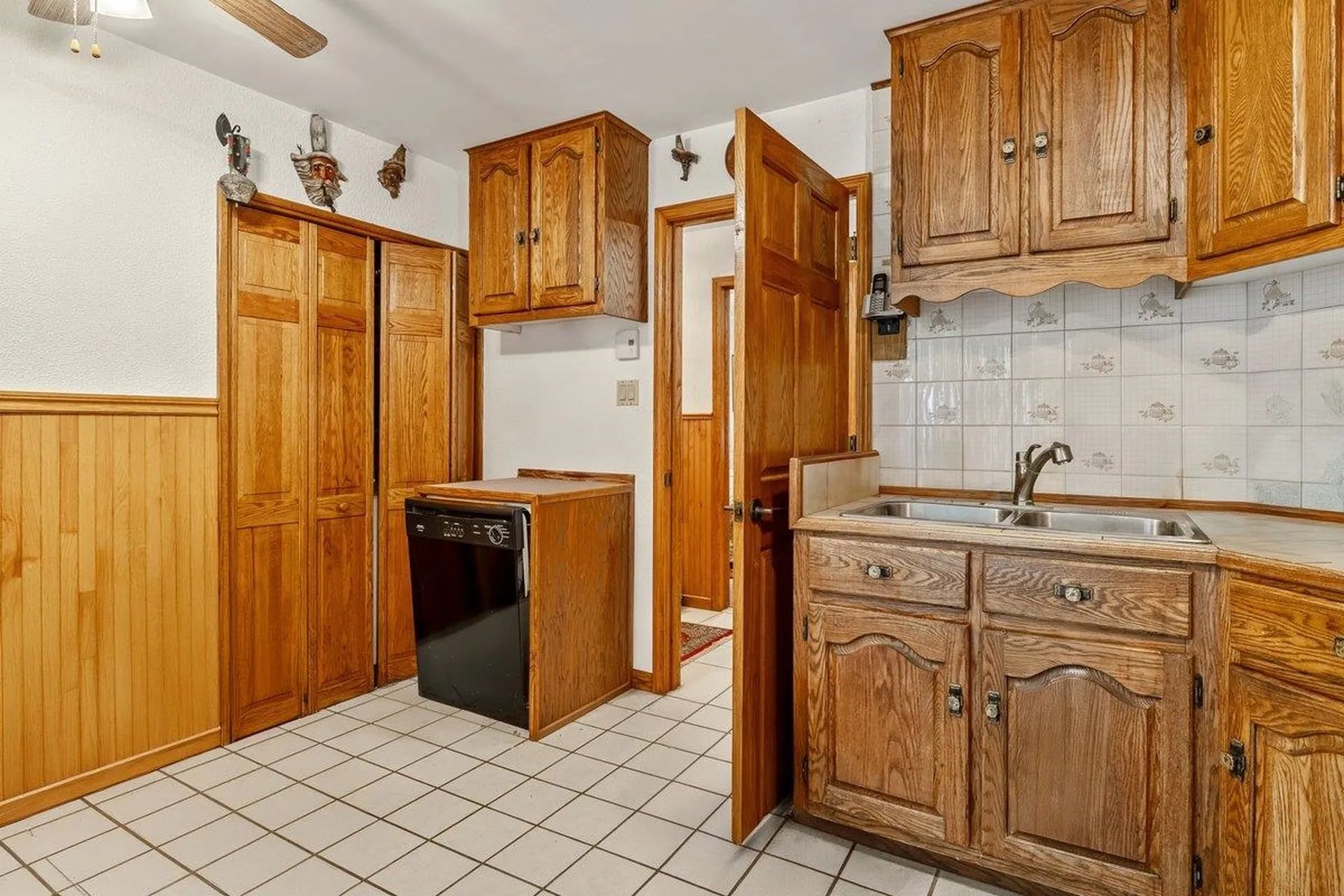 478 Jordan Point Isle La Motte VT 05463