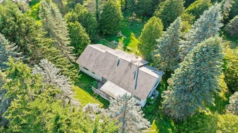 478 Jordan Point Isle La Motte VT 05463