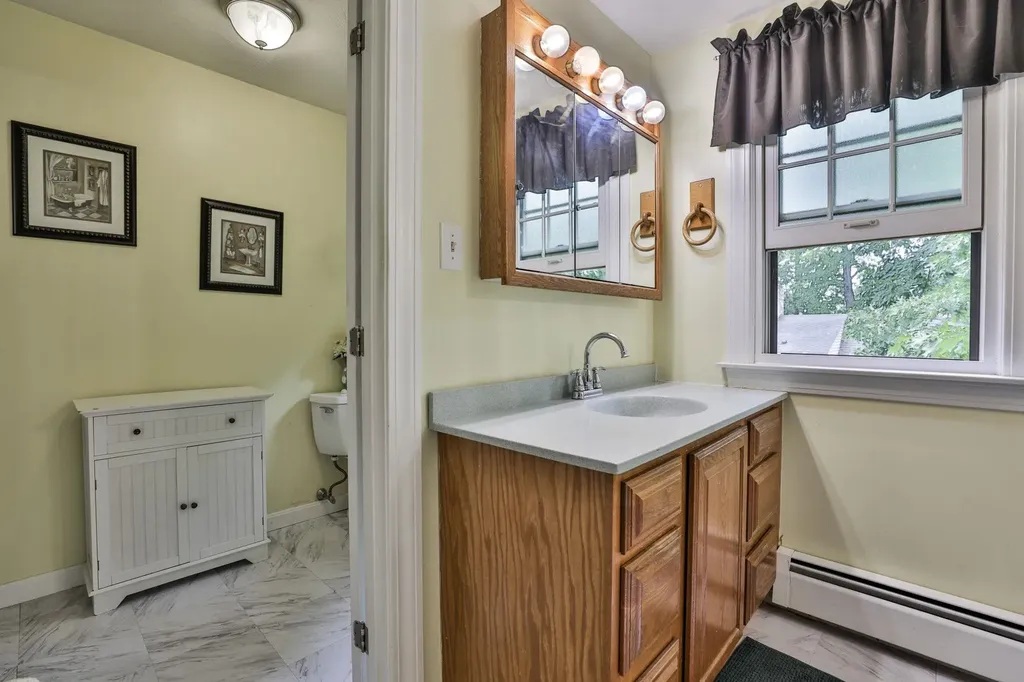 1520 Belmont Street Manchester NH 03104