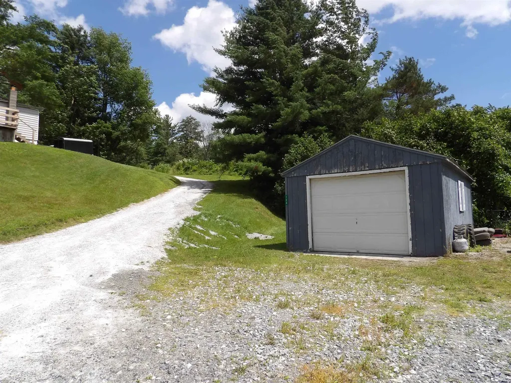 124 Clarendon Road Wallingford VT 05773