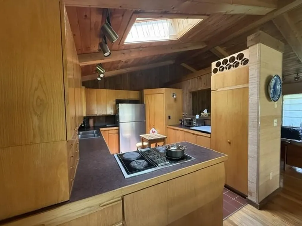 179 Sloan Road Williamstown MA 01267