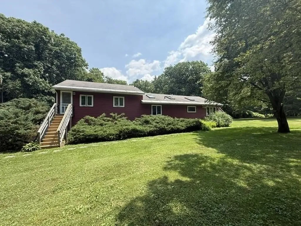 179 Sloan Road Williamstown MA 01267