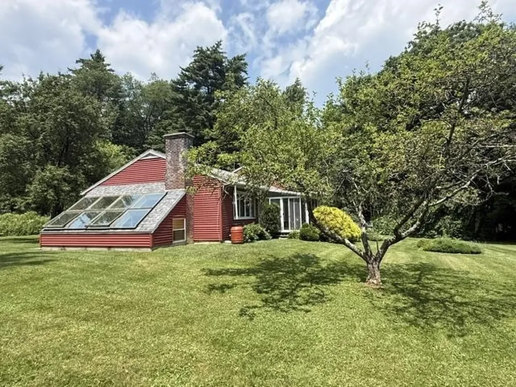 179 Sloan Road Williamstown MA 01267