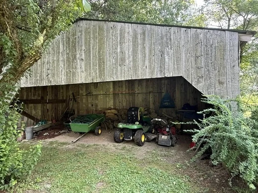 179 Sloan Road Williamstown MA 01267