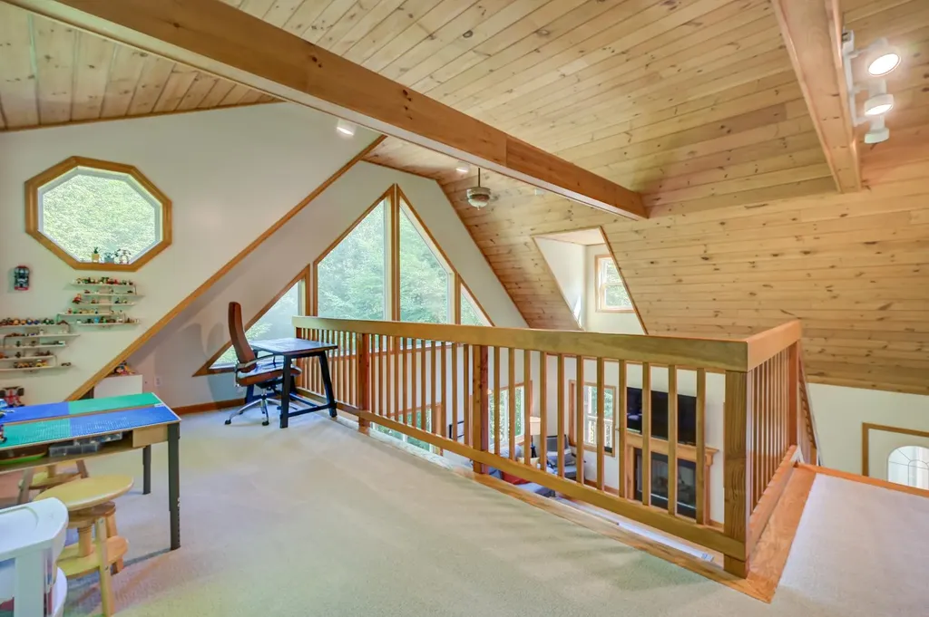 65 Garmish Road Conway NH 03818