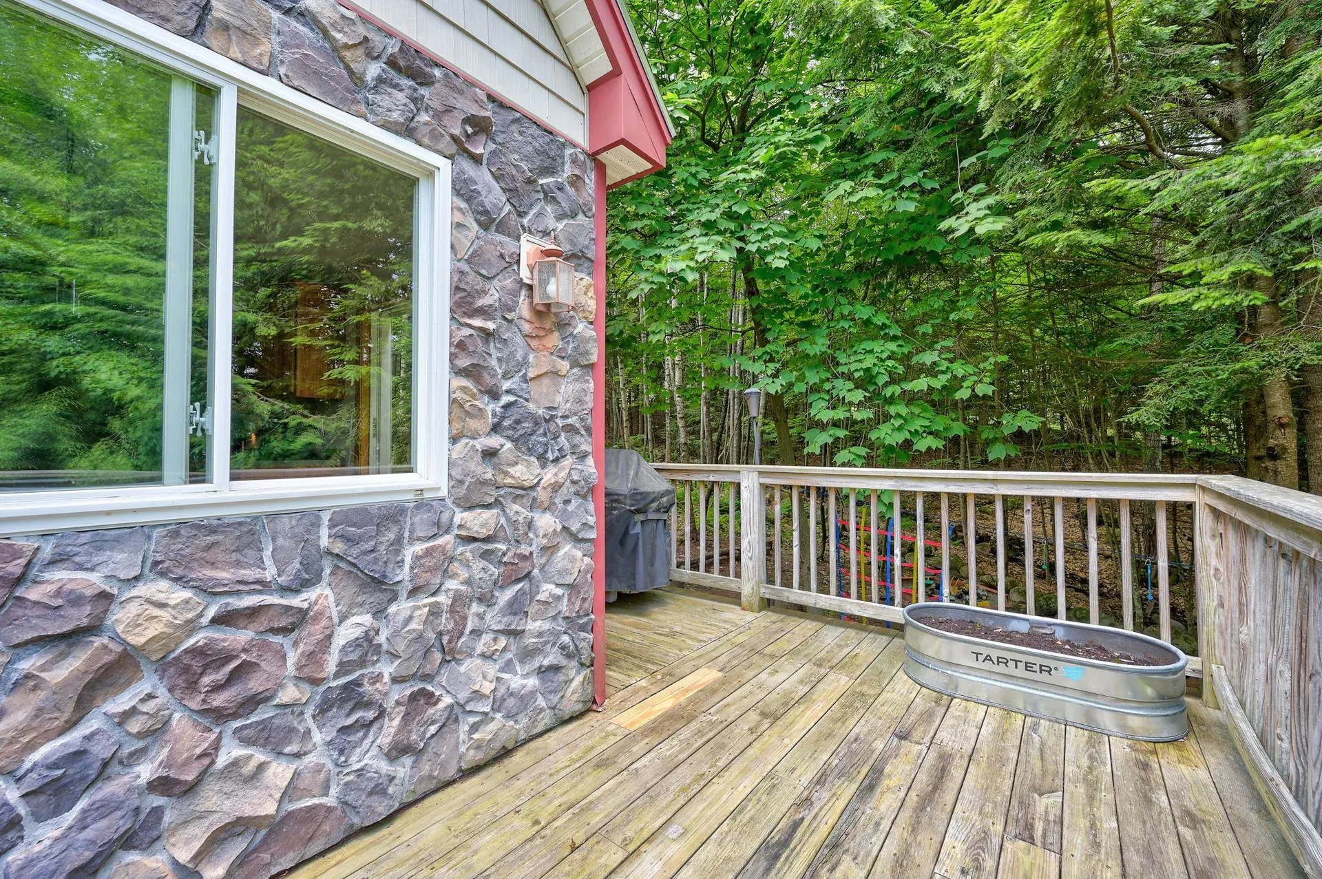 65 Garmish Road Conway NH 03818