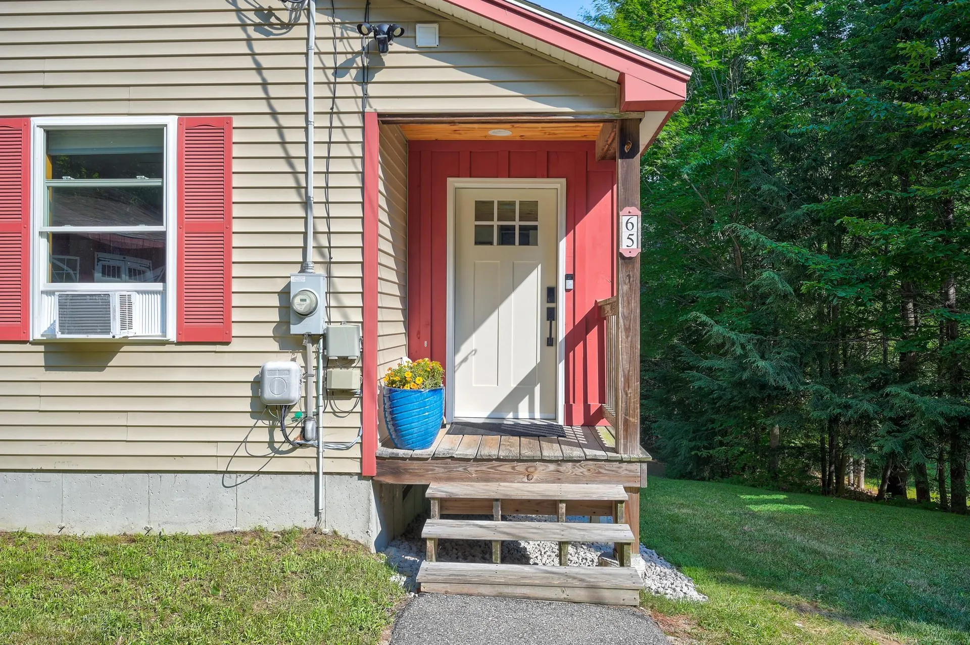 65 Garmish Road Conway NH 03818