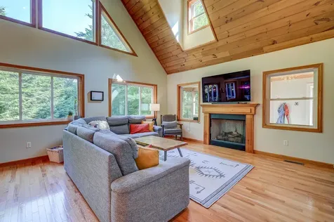65 Garmish Road Conway NH 03818